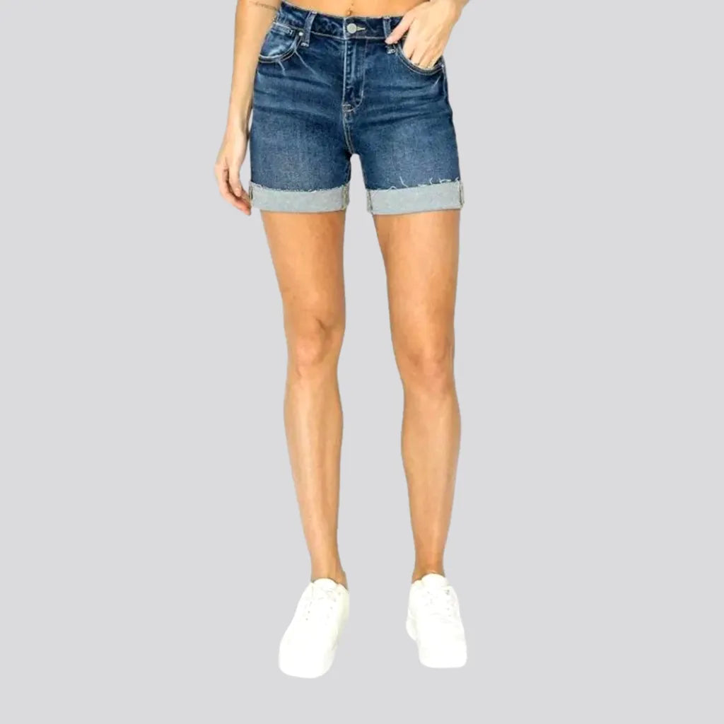 Stylish Spring Fashion Whiskered medium-wash denim shorts