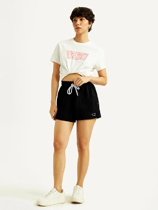 The Epitome Of Modern Women's Fashion Women's Mid Rise Black Straight Fit Shorts