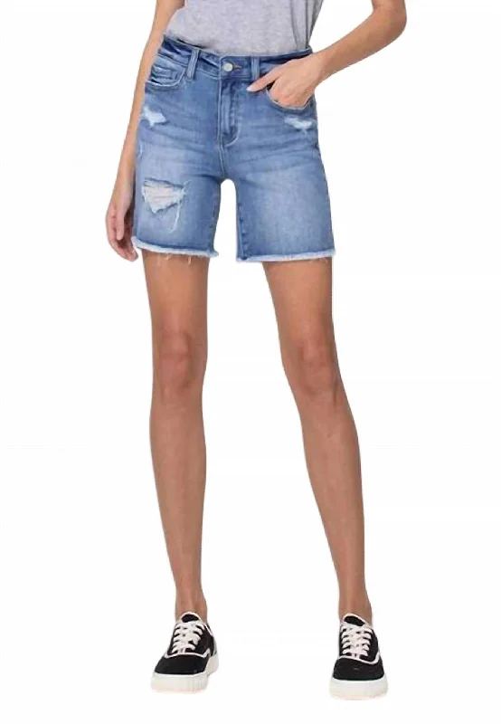 Relaxed Style Stretch High Rise Midi Short In Medium Wash