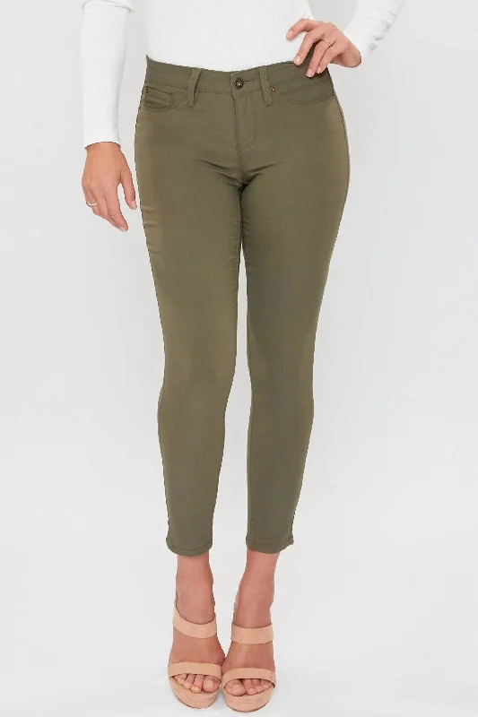 Fashion Forward Femme Missy Hyperstretch Skinny Jean - Petite In Olive