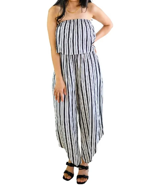 Sophisticated Style Modern Stripes Sleeveless Jumpsuit In Navy/white