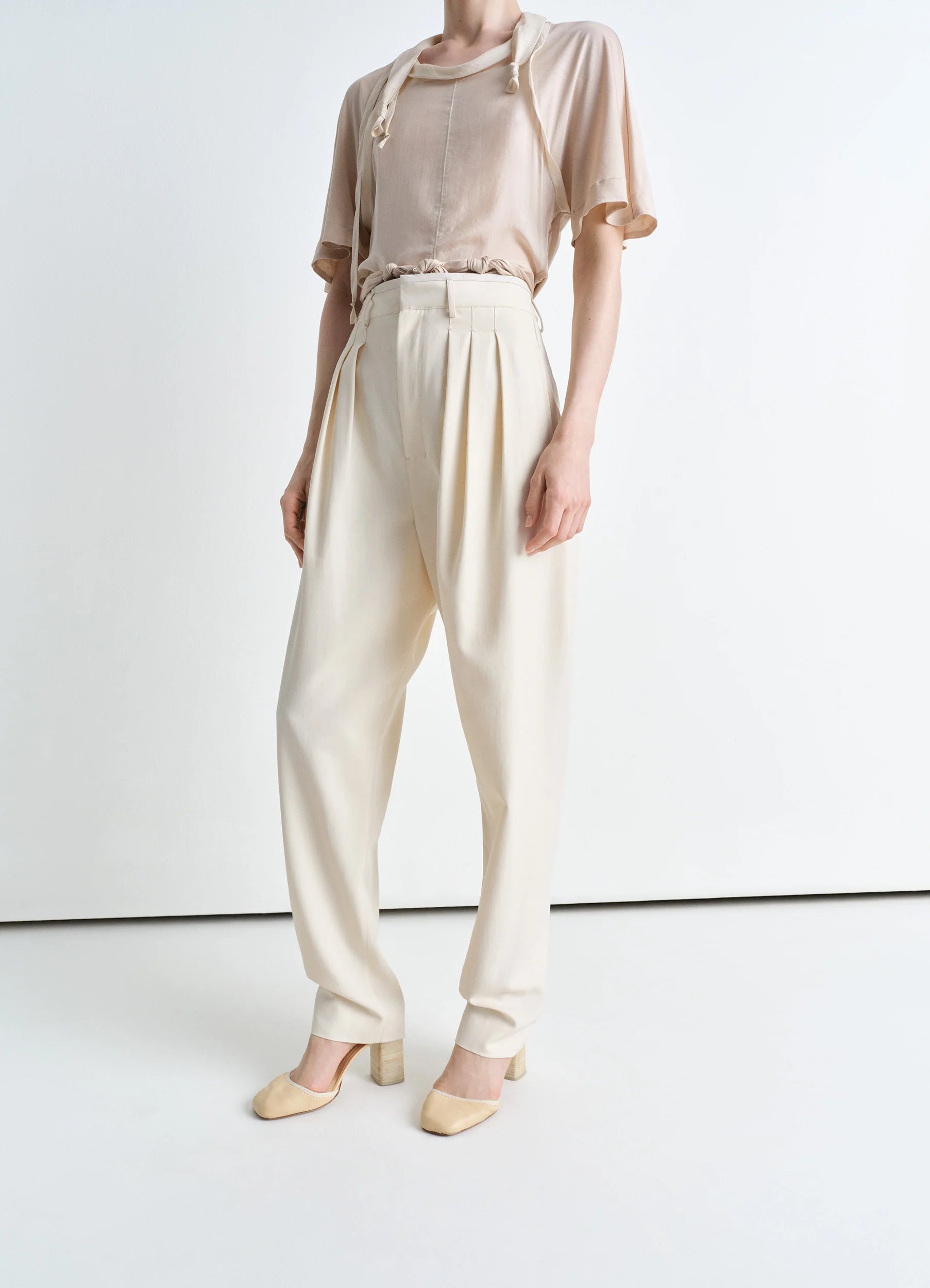 From Casual To Classy PLEATED TAILORED PANTS