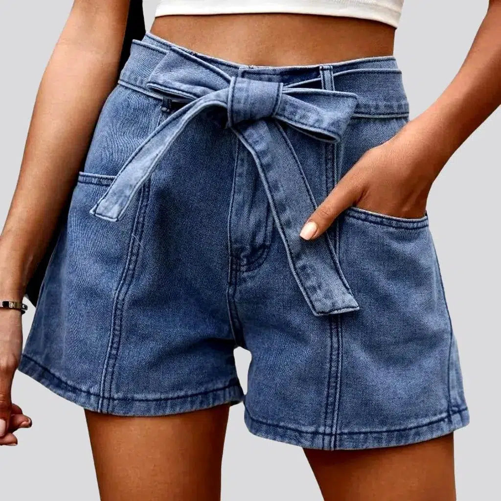 Style Upgrade Stonewashed wide-leg denim shorts for ladies