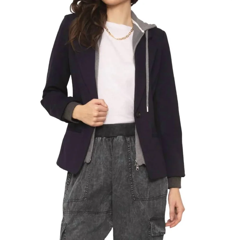 Elegant Fashion Avalon Ponte Dickie Blazer In Navy