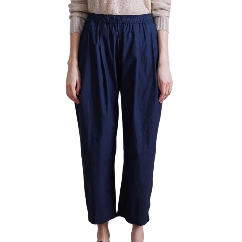 Cool Prices Spa Pleated Pant In Navy