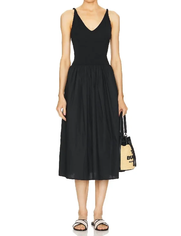 Style Upgrade Franca Dress In Black