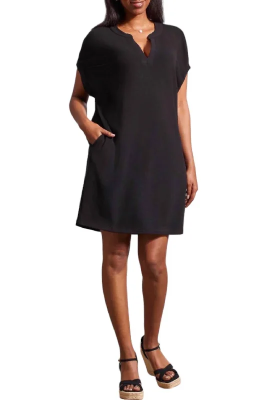 Fashion Forward Outfits Notch Neck Dress In Black